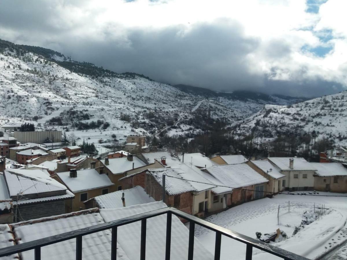 Apartamento Turistico Javalambre Camarena de la Sierra Zewnętrze zdjęcie